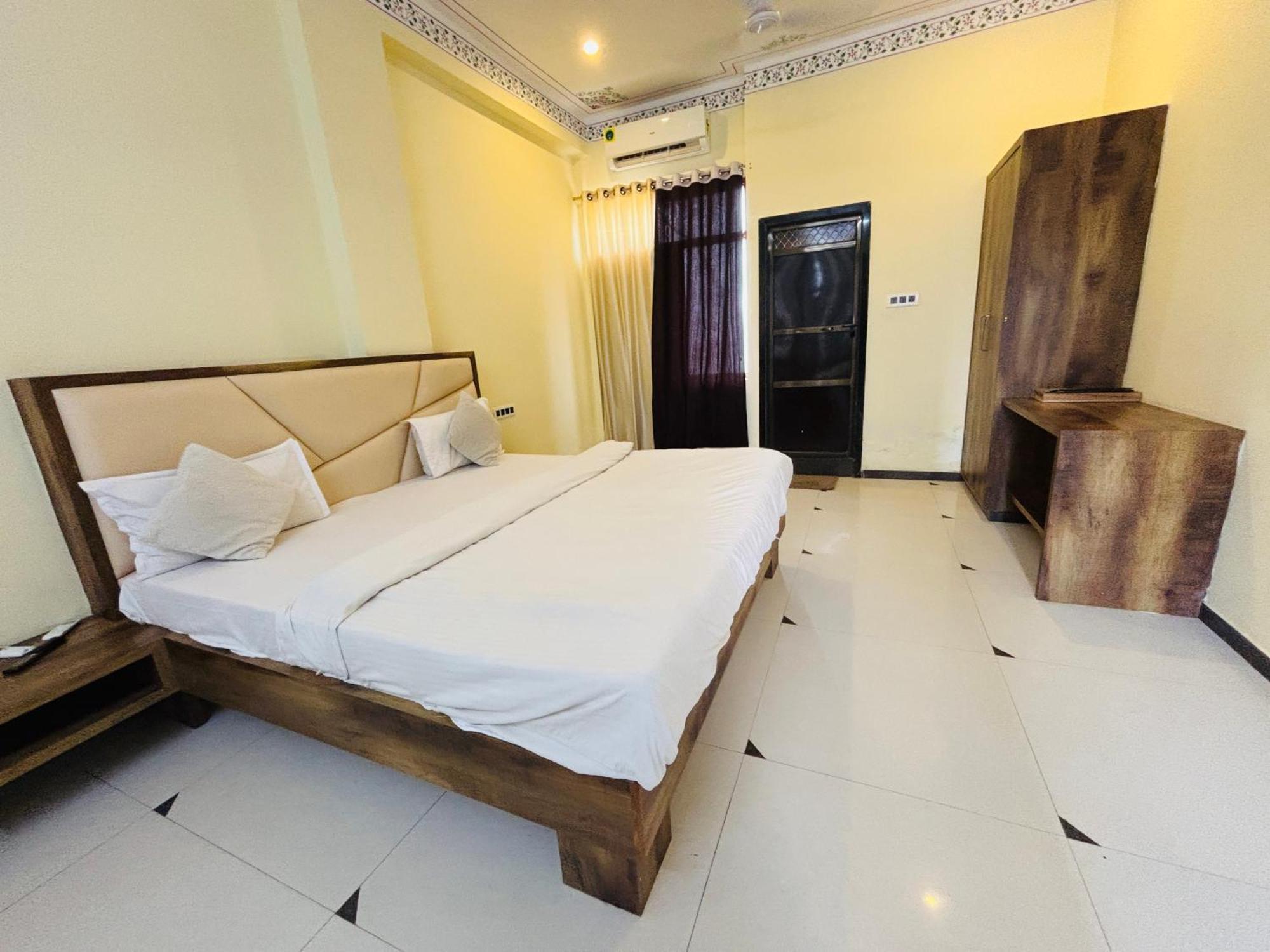 Shiv Ashray Resort Nathdwara Exterior photo